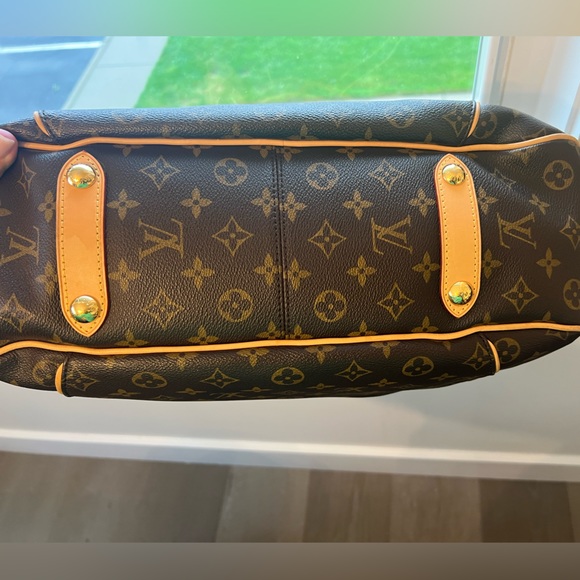 Authentic Louis Vuitton Galleria GM Bag - - Picture 5 of 10